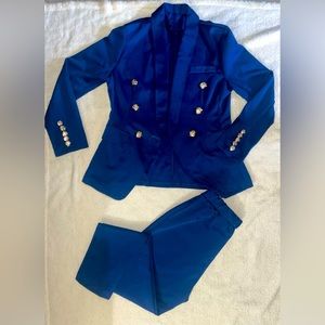 Woman’s two piece blazer outfit